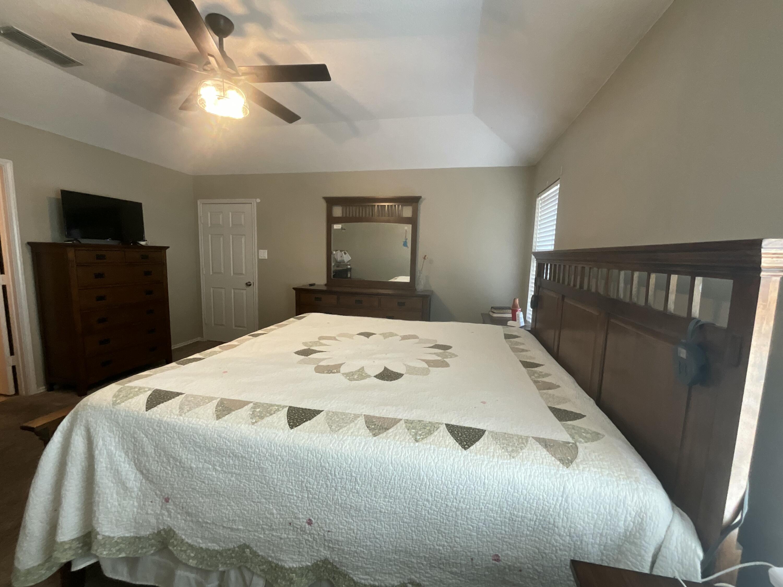 711 9th Street Wolfforth, TX 79382 - Photo 16 of 24 IMG_1071