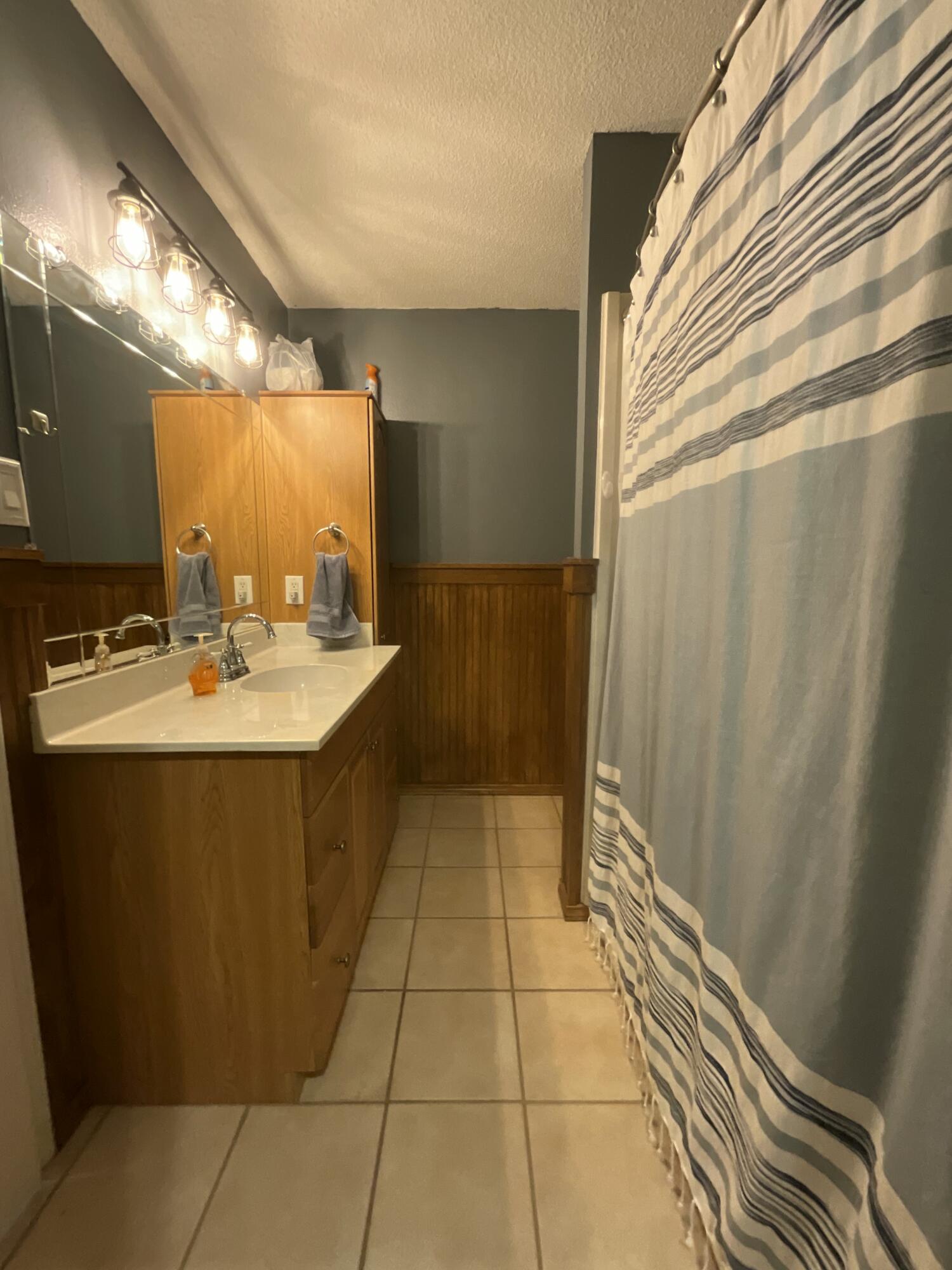 711 9th Street Wolfforth, TX 79382 - Photo 19 of 24 IMG_1073