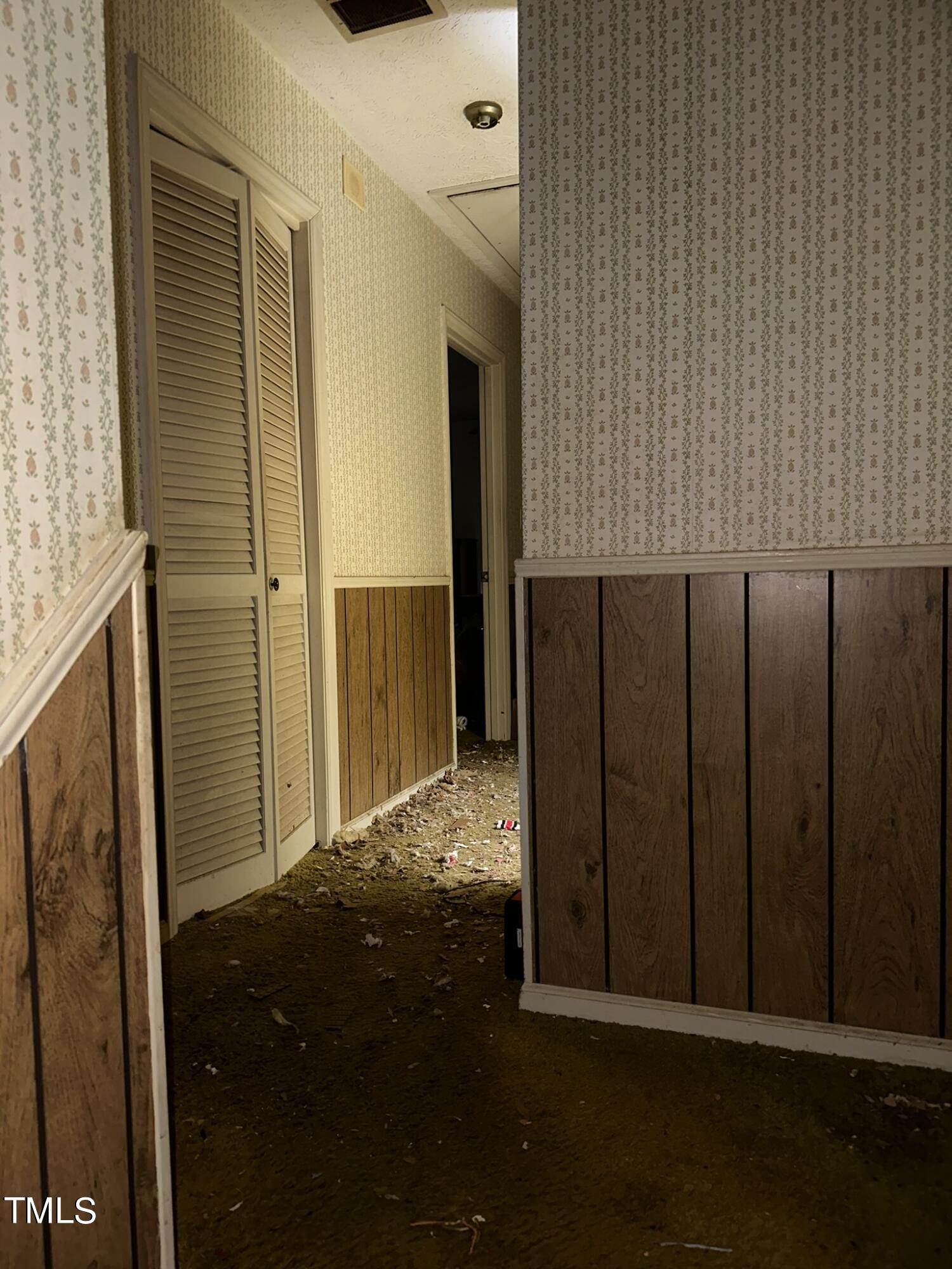 293 Nicholson Road Rockingham, NC 28379 - Photo 42 of 55 a view of entryway front of house