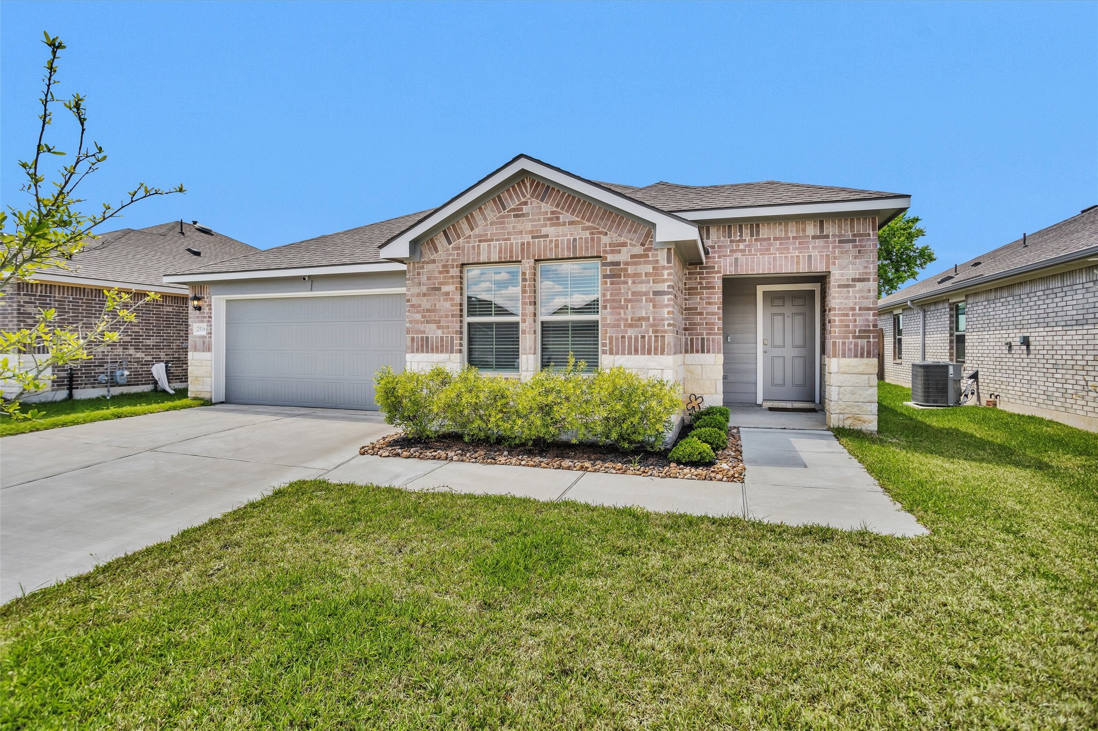 2518 River Way Navasota, TX 77868 - Photo 3 of 29