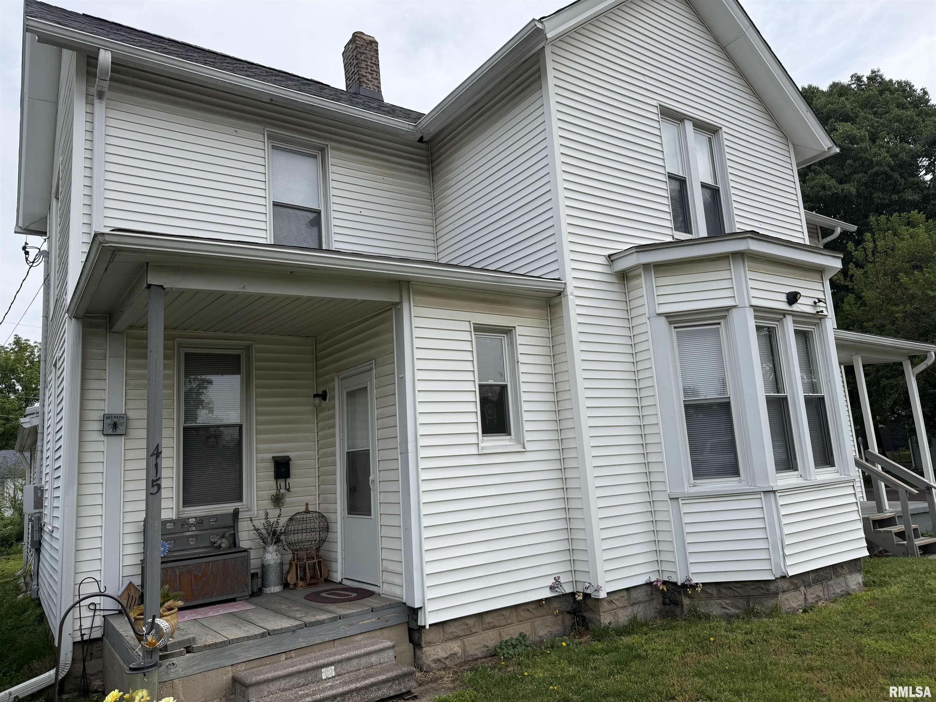415 Willow Street Pekin, IL 61554 - Photo 1 of 10