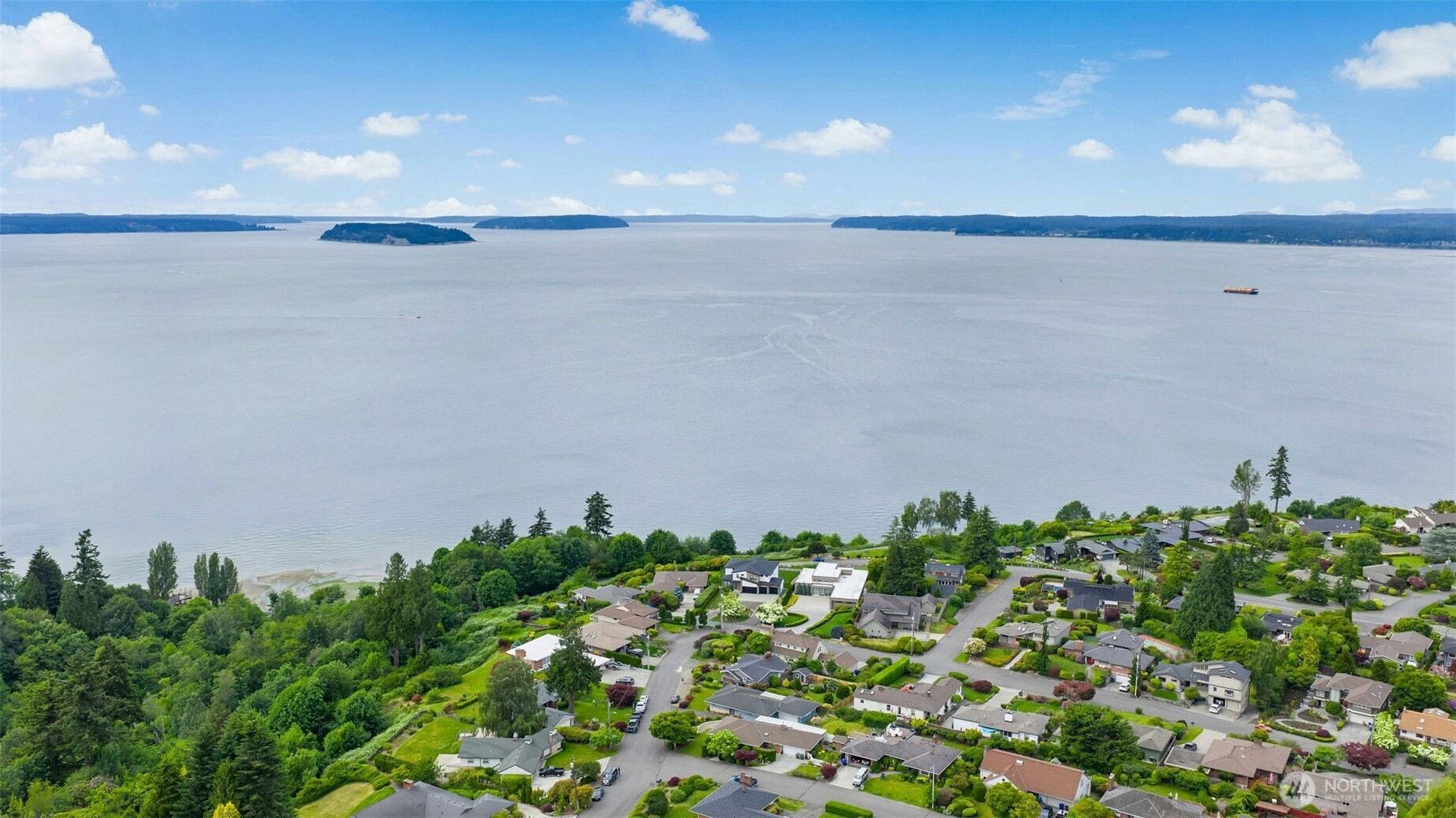 507 View Ridge Drive Everett, WA 98203 - Photo 2 of 30