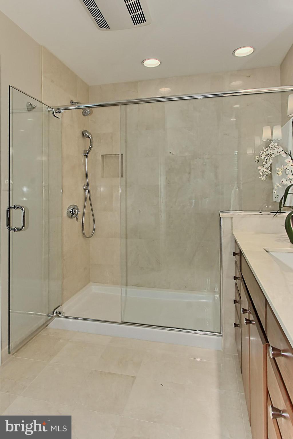 12904 Yates Ford Road Clifton, VA 20124 - Photo 18 of 37 Glass Enclosed shower