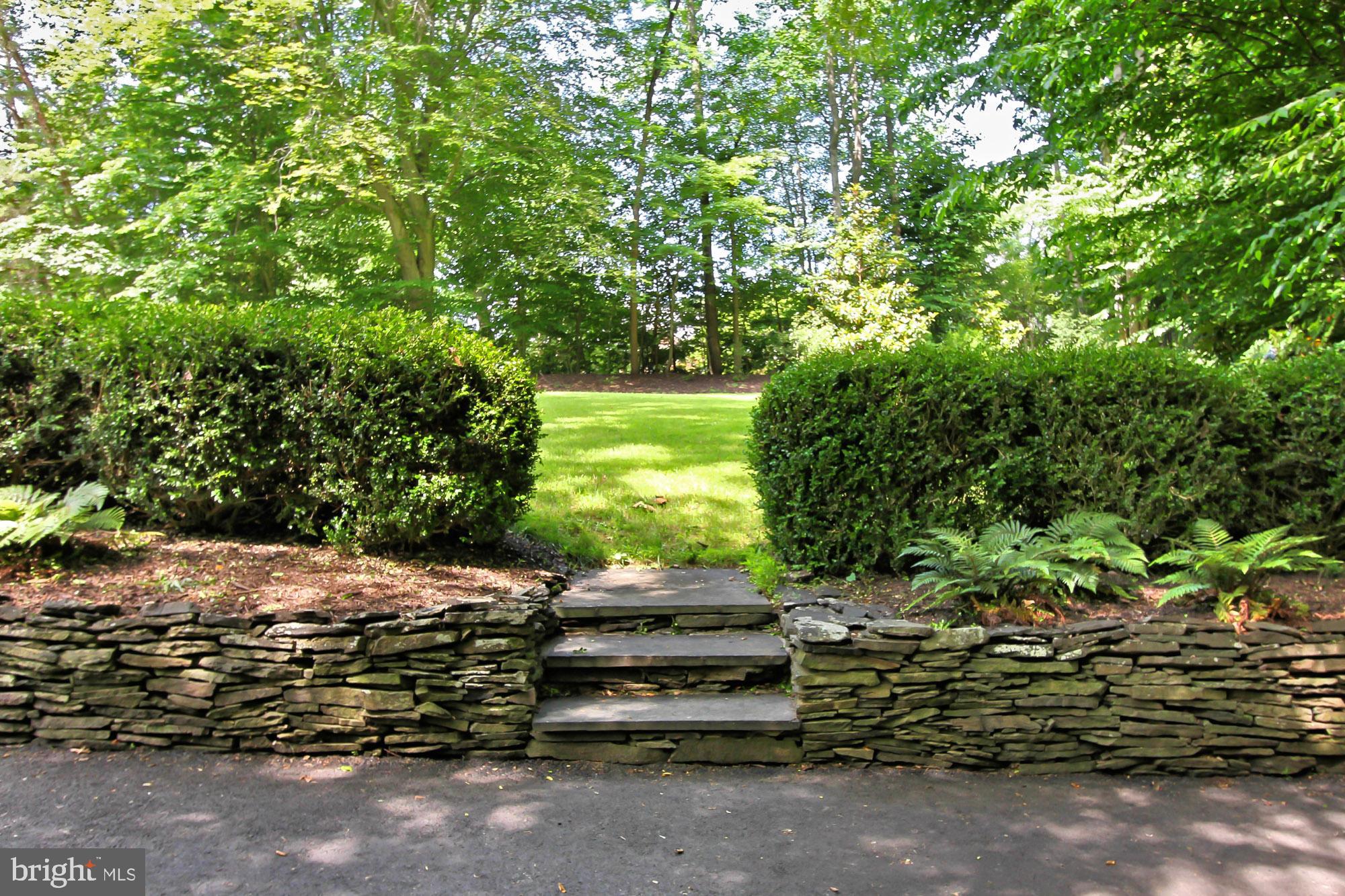 12904 Yates Ford Road Clifton, VA 20124 - Photo 31 of 37 Backyard beauty