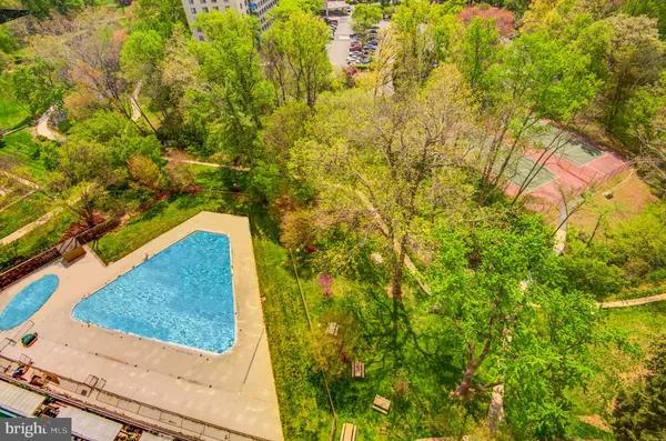 $2,200 | 10500 Rockville Pike, Unit 1214, Rockville, MD 20852