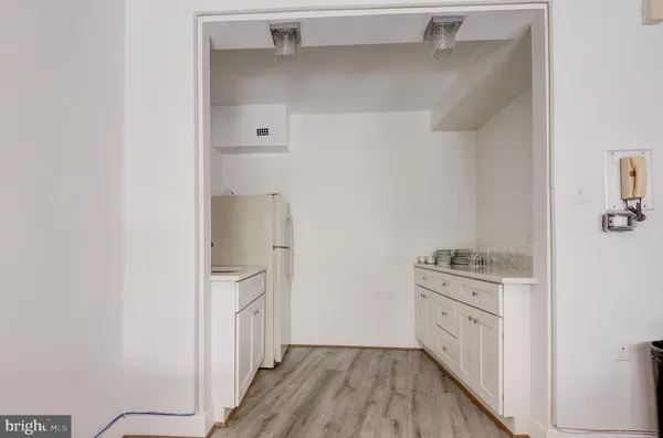 $2,200 | 10500 Rockville Pike, Unit 1214, Rockville, MD 20852