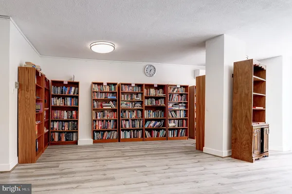 $2,200 | 10500 Rockville Pike, Unit 1214, Rockville, MD 20852