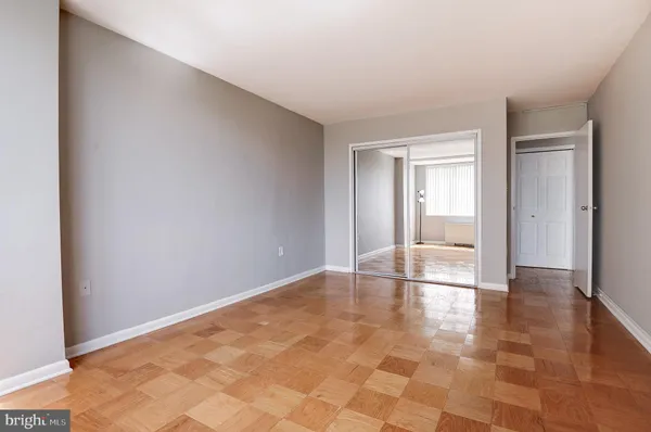 $2,200 | 10500 Rockville Pike, Unit 1214, Rockville, MD 20852