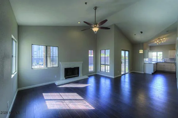 $2,150 | 100 East Fillmore Street, Unit 201, Phoenix, AZ 85004