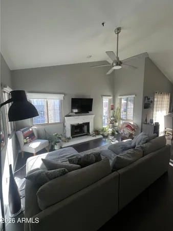 $2,150 | 100 East Fillmore Street, Unit 201, Phoenix, AZ 85004