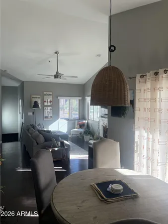 $2,200 | 100 East Fillmore Street, Unit 201, Phoenix, AZ 85004