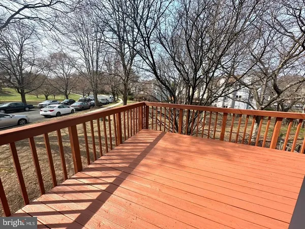 $2,700 | 898 Bayridge Drive, Gaithersburg, MD 20878