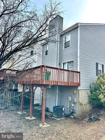 $2,700 | 898 Bayridge Drive, Gaithersburg, MD 20878