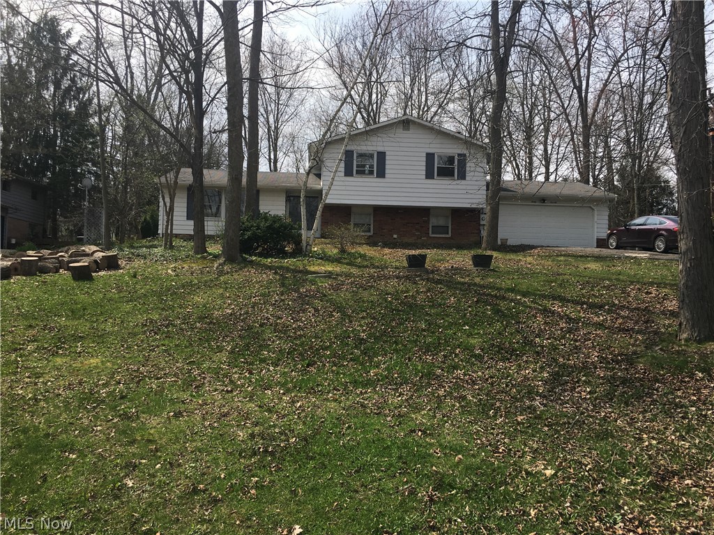 3870 Ellendale Road Chagrin Falls, OH 44022 - Photo 1 of 24