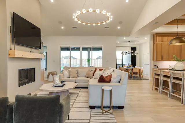 $1,125,000 | 7722 47th Street, Lubbock, TX 79407