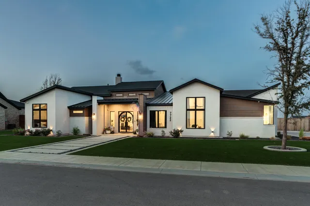 $1,125,000 | 7722 47th Street, Lubbock, TX 79407
