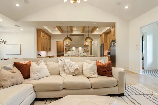 $1,125,000 | 7722 47th Street, Lubbock, TX 79407