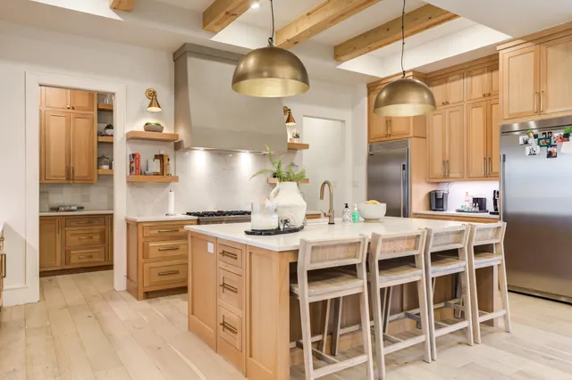 $1,125,000 | 7722 47th Street, Lubbock, TX 79407