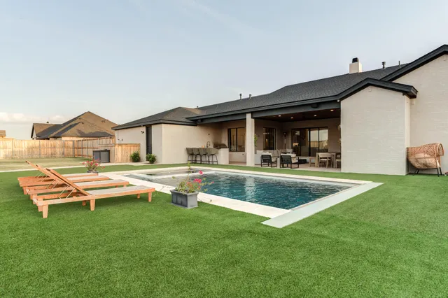 $1,125,000 | 7722 47th Street, Lubbock, TX 79407