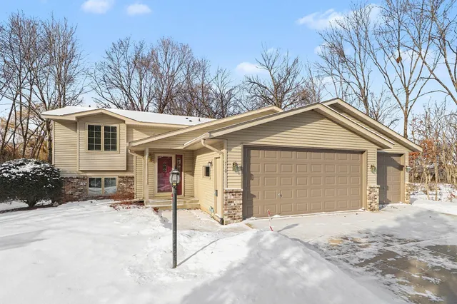 $395,000 | 710 Ironwood Avenue, New Prague, MN 56071