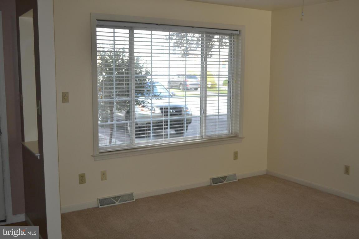 177 Riders Way Lebanon, PA 17042 - Photo 3 of 23 Gallery Image 3