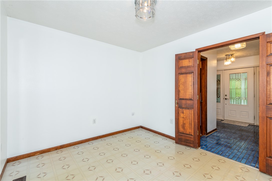 6750 Little Twin Road Germantown, OH 45327 - Photo 16 of 88 This versatile room, with its neutral palette and durable flooring, offers endless possibilities for customization.