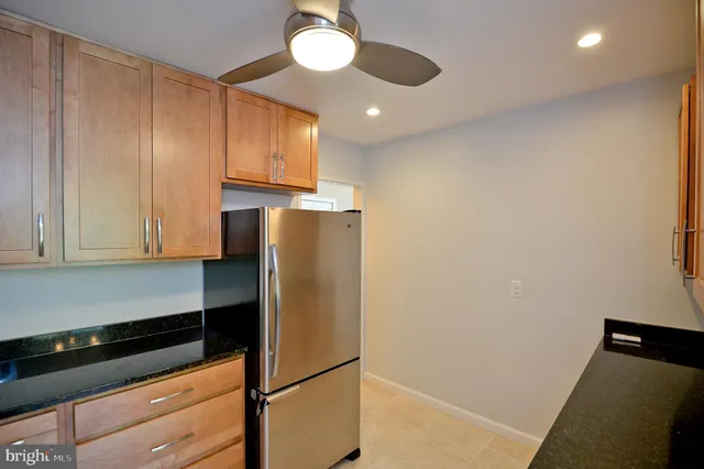 $2,480 | 9702 Kingsbridge Drive, Unit 202, Fairfax, VA 22031
