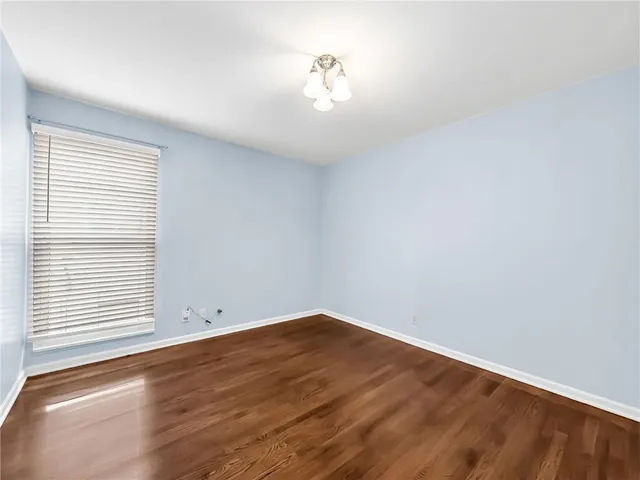 $189,950 | 4426 Jarboe Street, Unit 5, Kansas City, MO 64111