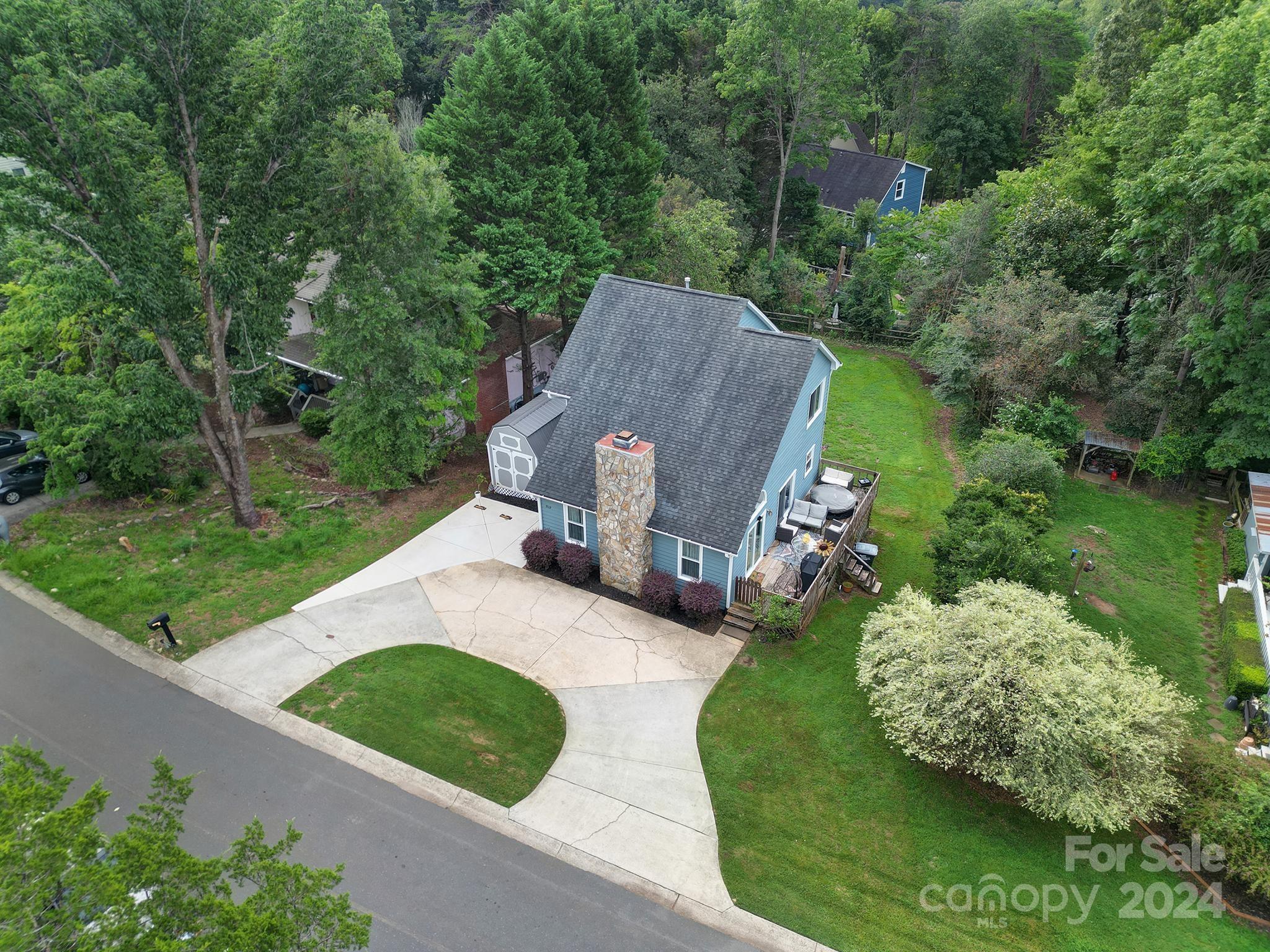 9119 Windjammer Drive Tega Cay, SC 29708 - Photo 32 of 40 an aerial view of a house