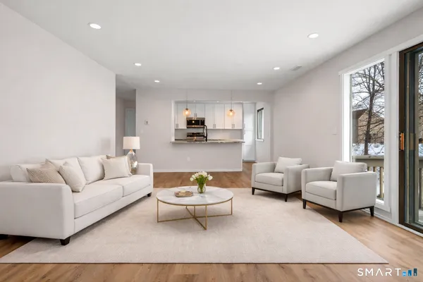 $289,900 | 103 Heritage Village, Unit D, Southbury, CT 06488