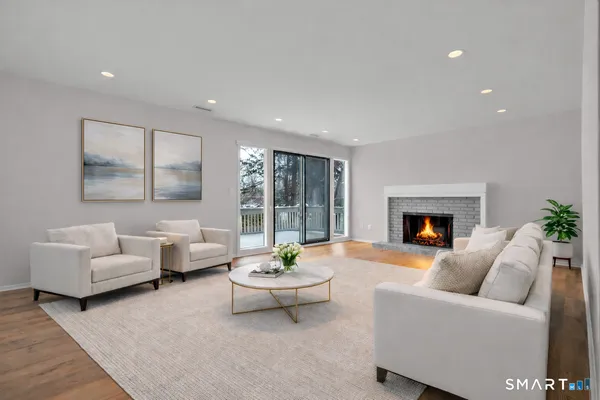 $289,900 | 103 Heritage Village, Unit D, Southbury, CT 06488