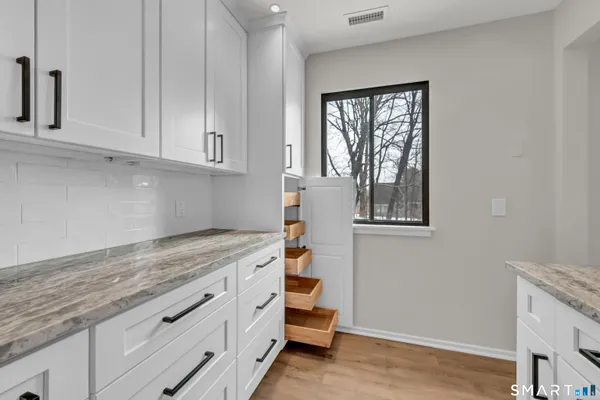 $289,900 | 103 Heritage Village, Unit D, Southbury, CT 06488