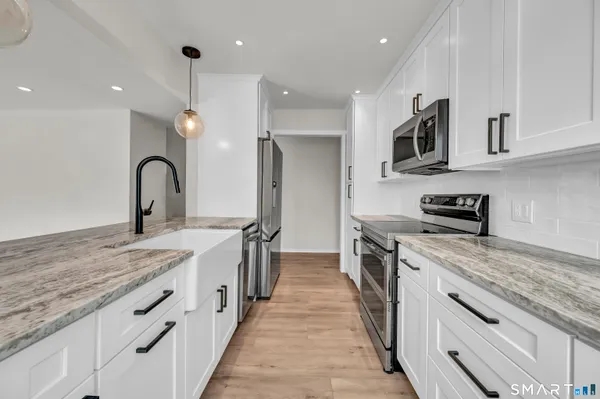 $289,900 | 103 Heritage Village, Unit D, Southbury, CT 06488