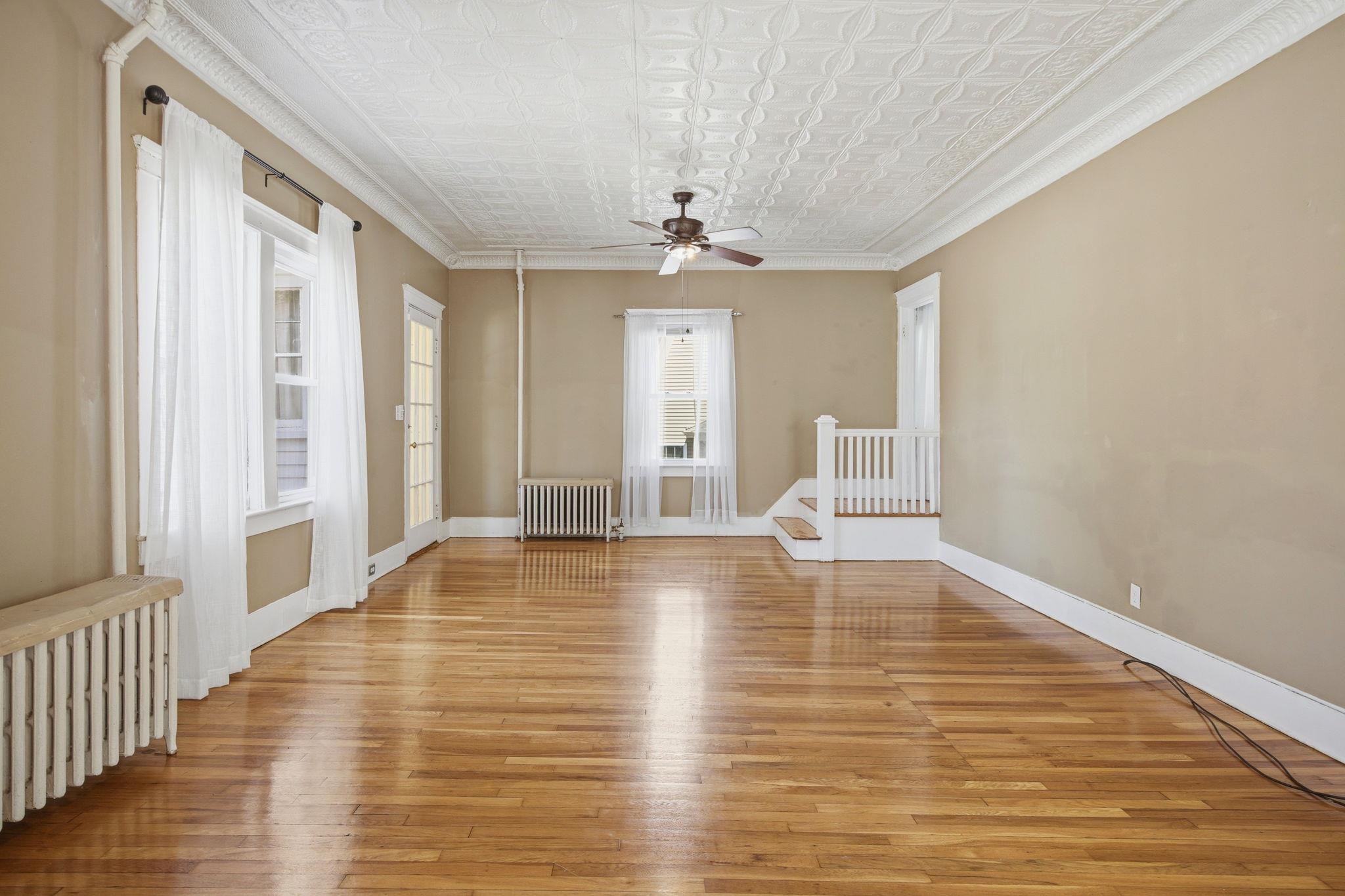 18 Fifield Street Nashua, NH 03060 - Photo 15 of 36