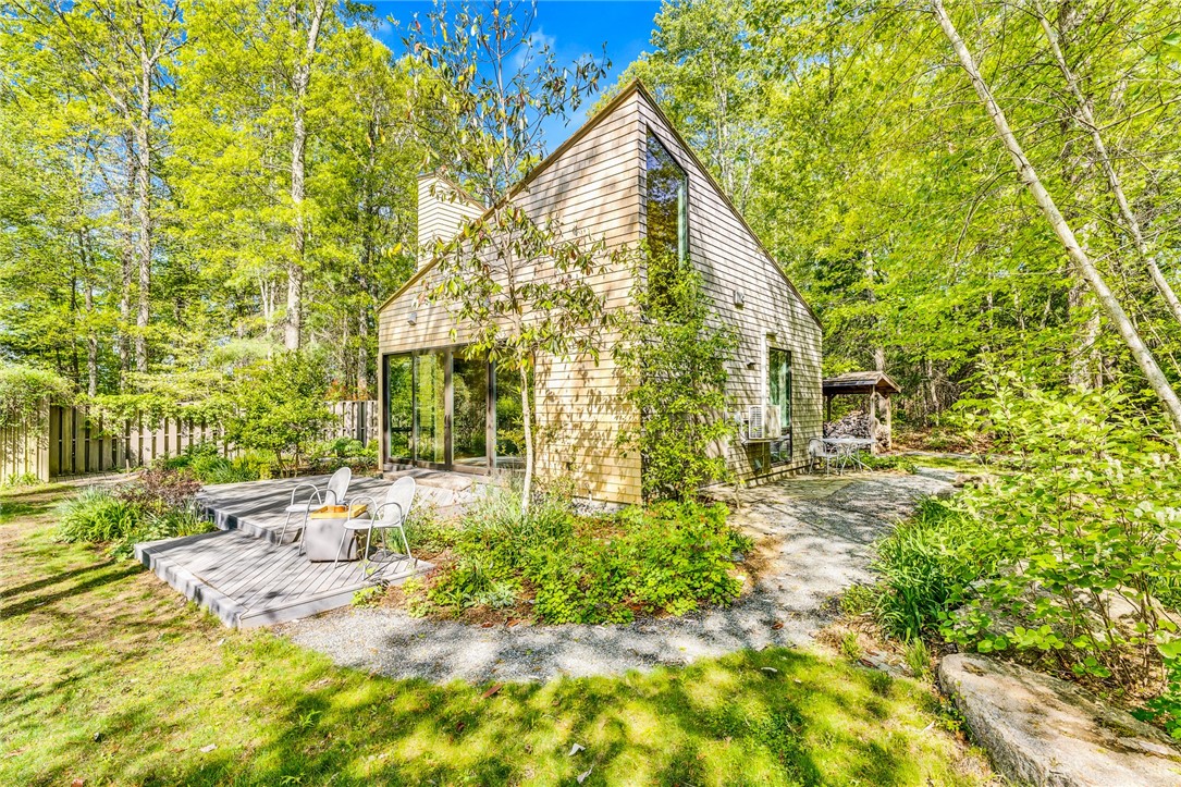 7 Howard Hill Road Foster, RI 02825 - Photo 3 of 35
