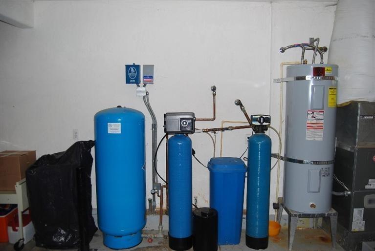 1946 Lampman Road Gold Hill, OR 97525 - Photo 29 of 34 Water system with softener.