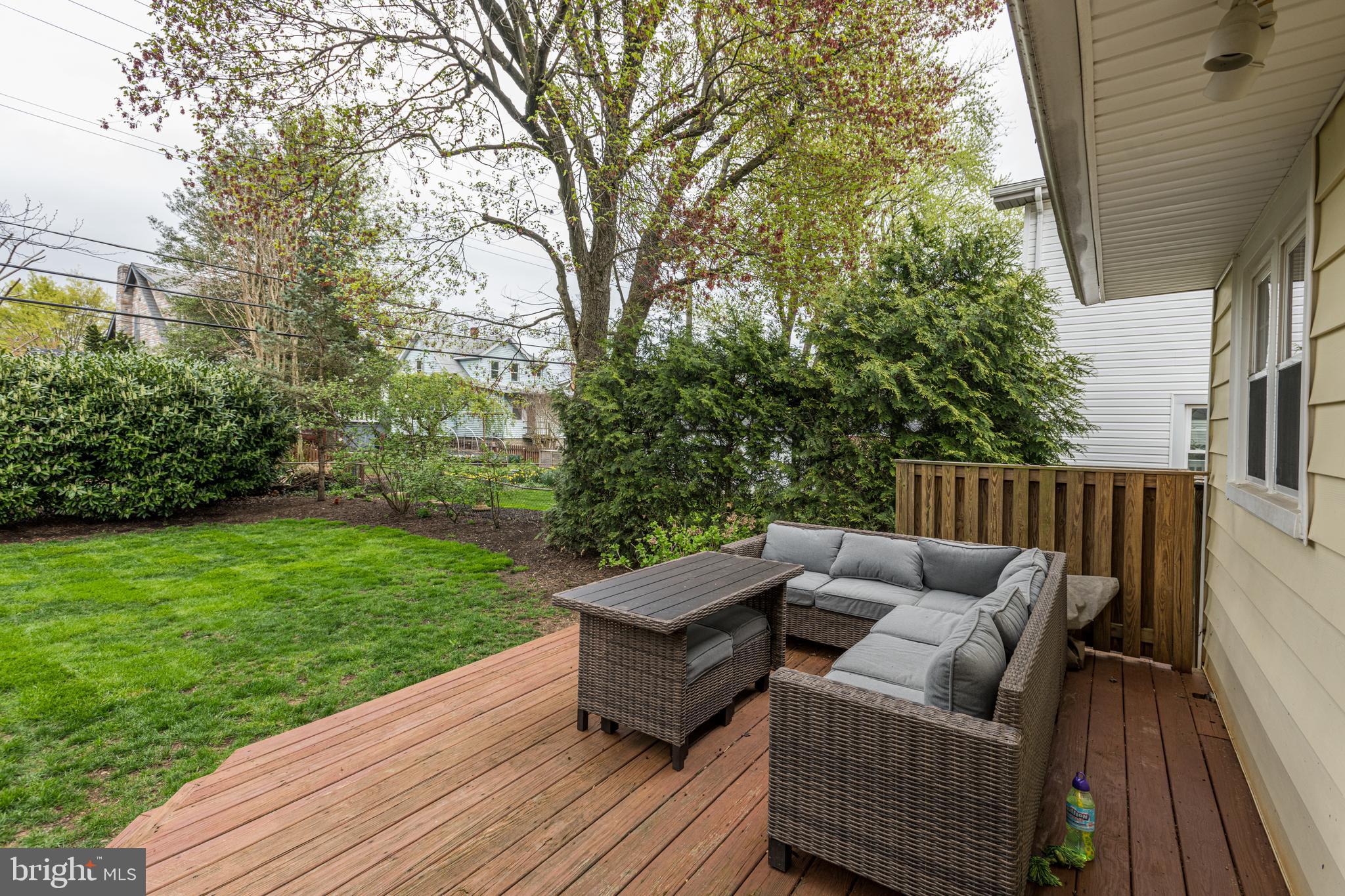 520 Dunkirk Road Baltimore, MD 21212 - Photo 41 of 49 deck leads to grassy yard