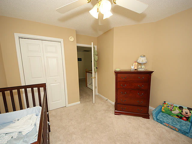 307 Kenilworth Road Summerville, SC 29485 - Photo 24 of 35 np24