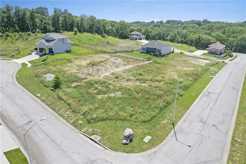 $140,500 | 12200 Grand Avenue, Kansas City, MO 64145