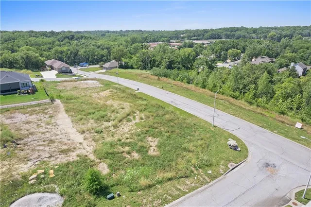 $140,500 | 12200 Grand Avenue, Kansas City, MO 64145