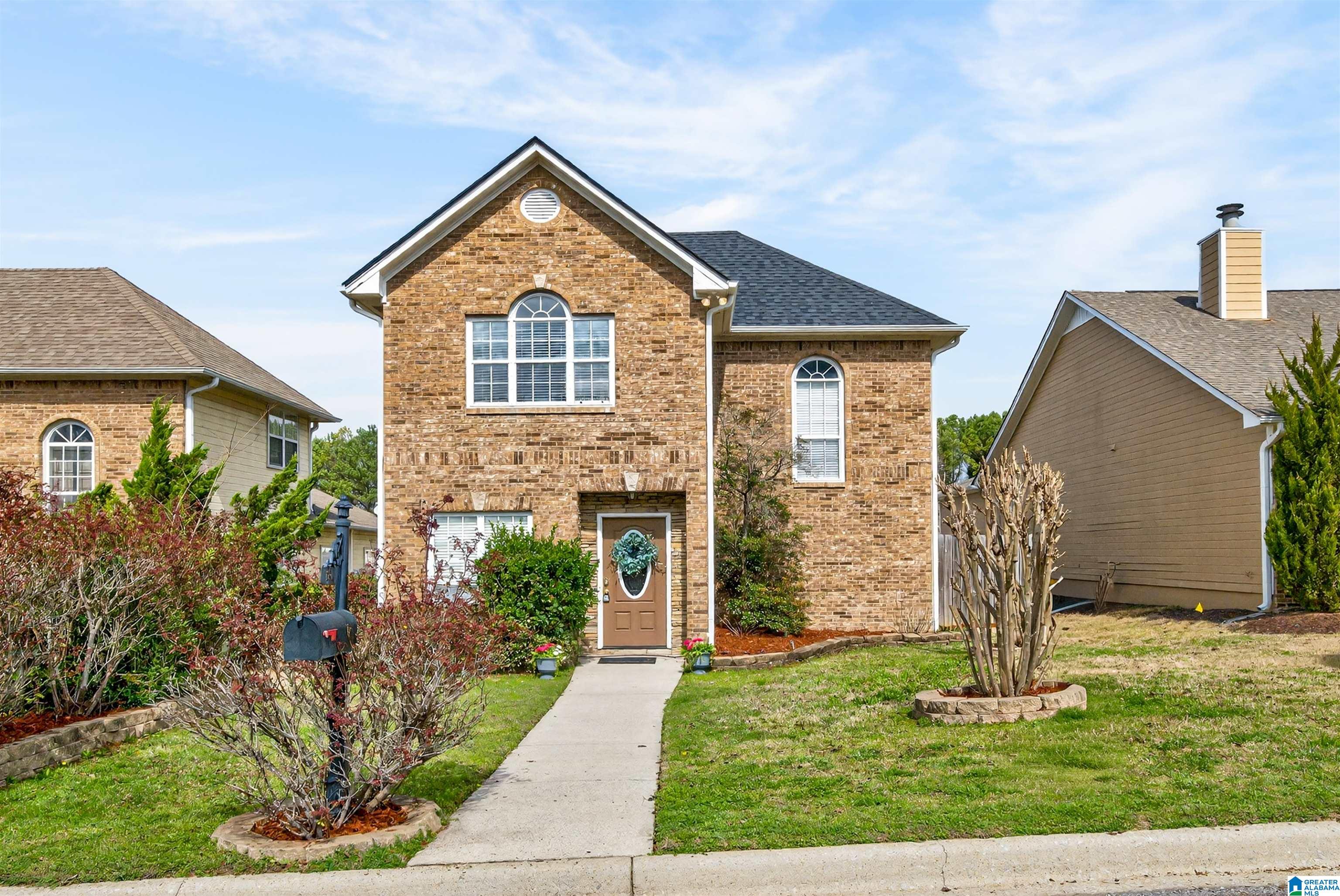 124 Warwick Circle Alabaster, AL 35007 - Photo 1 of 20