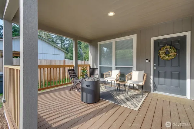 $449,950 | 1906 197th Avenue Southwest, Lakebay, WA 98349