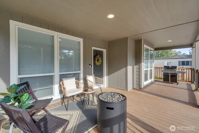 $449,950 | 1906 197th Avenue Southwest, Lakebay, WA 98349