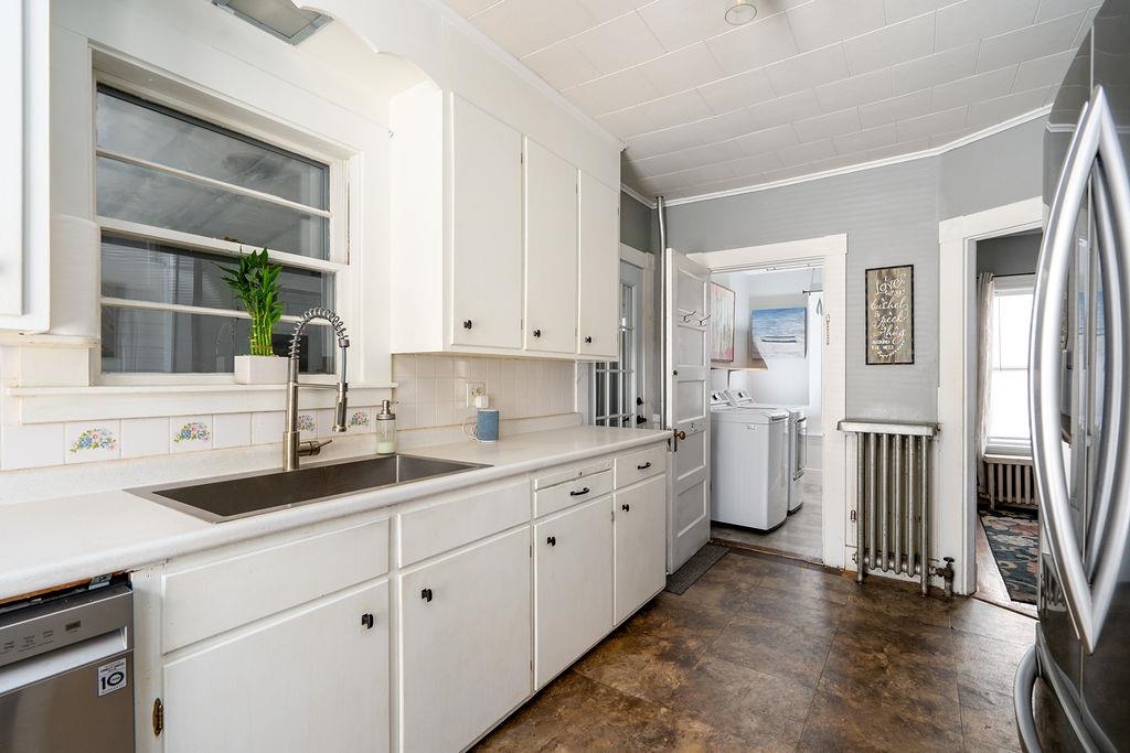 3 Sheridan Avenue Rochester, NH 03867 - Photo 4 of 40