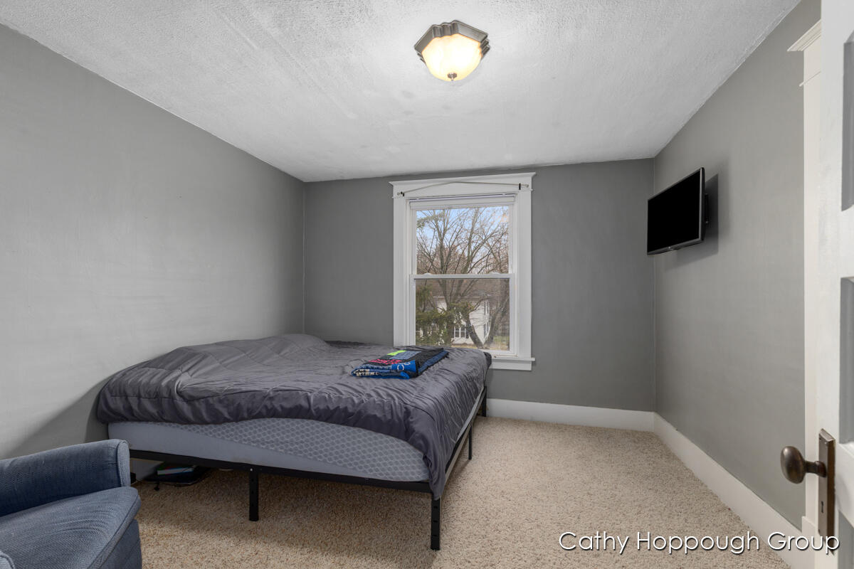 442 Jones Street Ionia, MI 48846 - Photo 15 of 20 IMG_1014