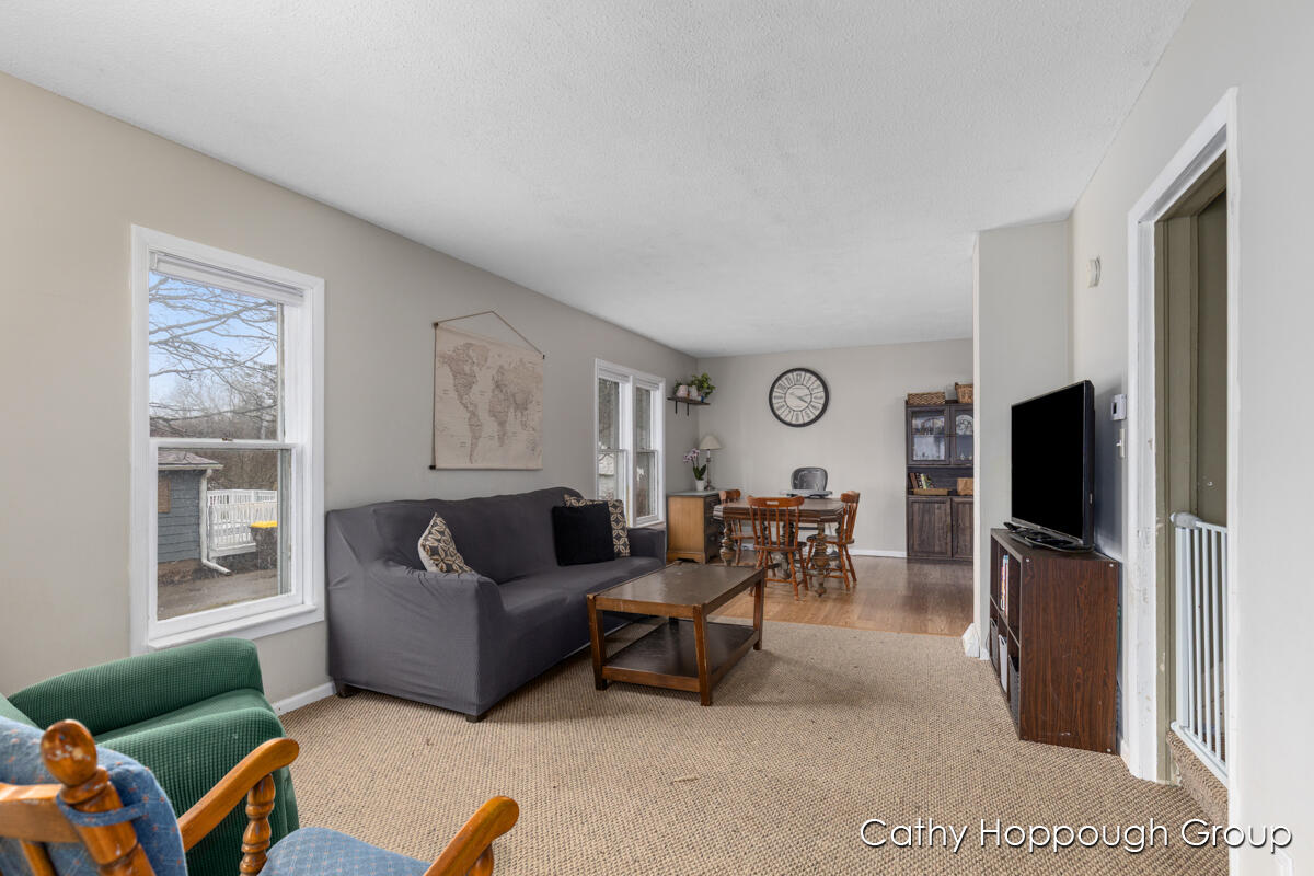 442 Jones Street Ionia, MI 48846 - Photo 6 of 20 IMG_1005