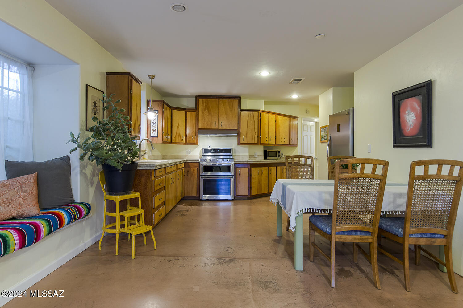 437 West 30th Street Tucson, AZ 85713 - Photo 6 of 48 Gallery Image 6
