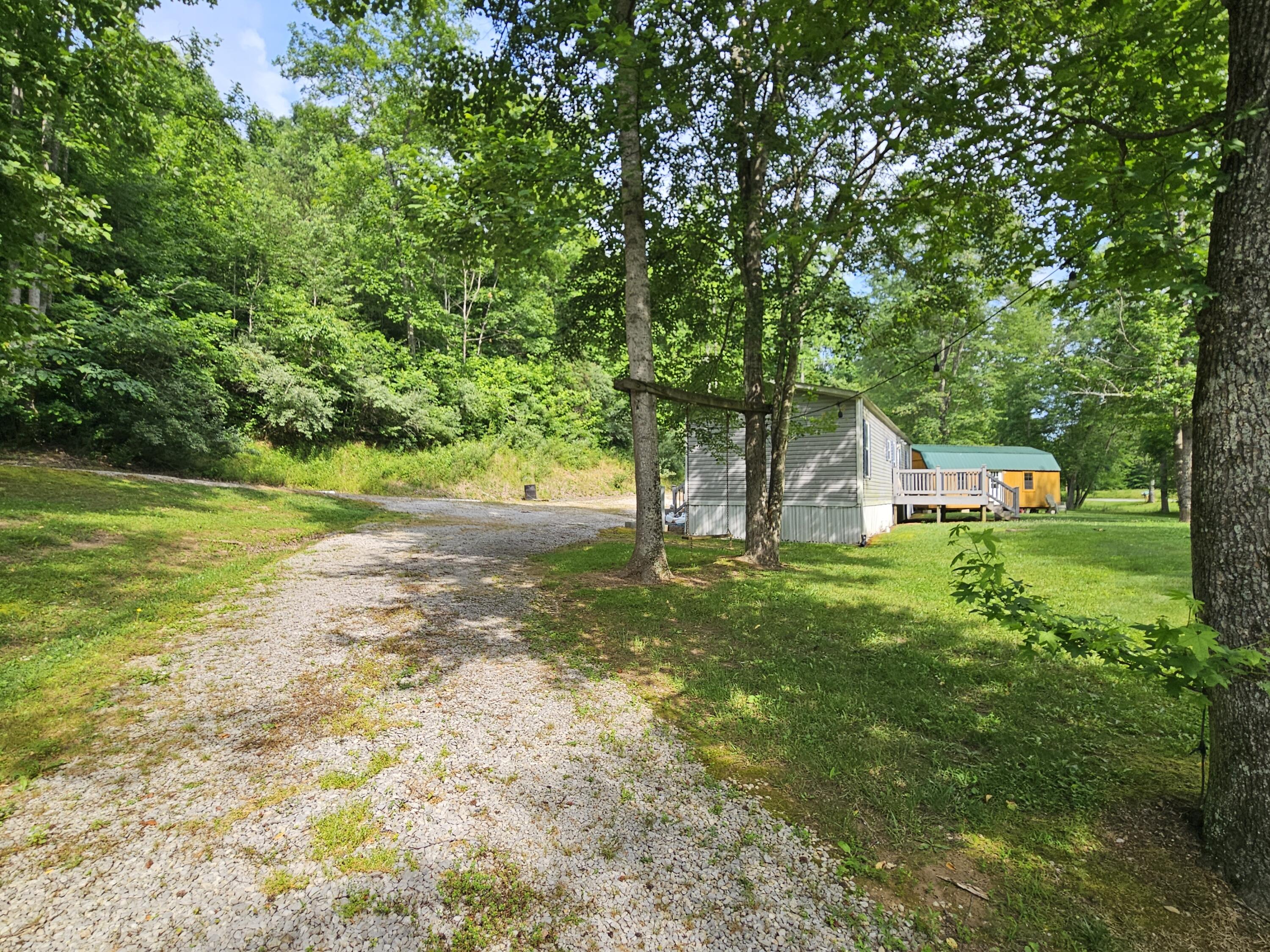 3821 Tidal Wave Road Corbin, KY 40701 - Photo 13 of 70 20250612_101427