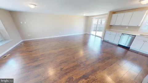 $469,900 | 1616 Debra Drive, Waldorf, MD 20601