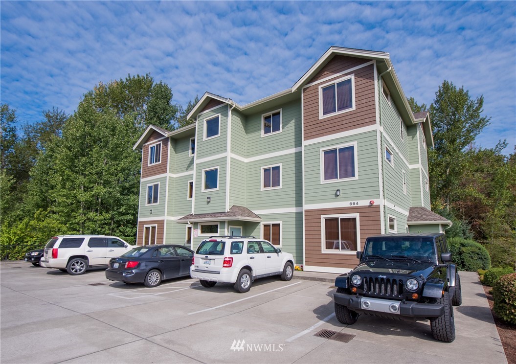 664 Telegraph Road, Unit 301 Bellingham, WA 98226 - Photo 2 of 19 Gallery Image 2